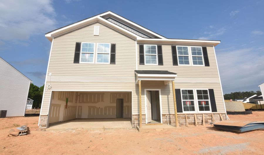 150 Spotted Bee Way, Youngsville, NC 27596 - 4 Beds, 3 Bath