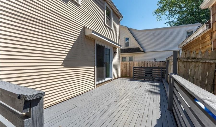 88 General Hawkins Dr, Warwick, RI 02888 - 3 Beds, 2 Bath
