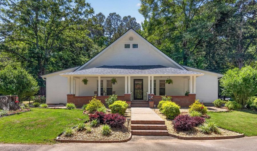 2500 RED RD 55, Anniston, AL 36207 - 3 Beds, 2 Bath