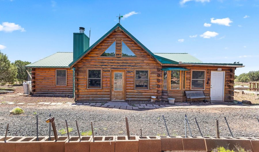 201 County Road 8287, Concho, AZ 85924 - 4 Beds, 3 Bath