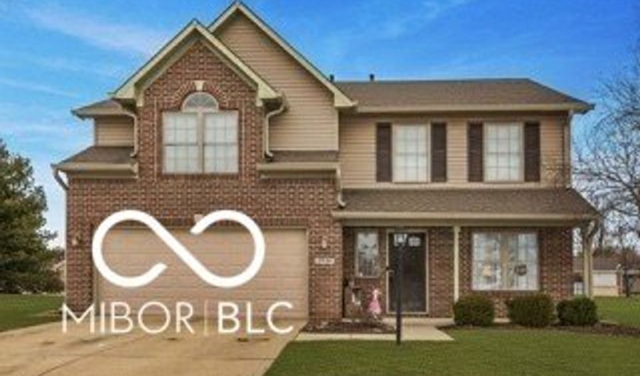 7731 Skerries Ct, Indianapolis, IN 46217 - 5 Beds, 3 Bath