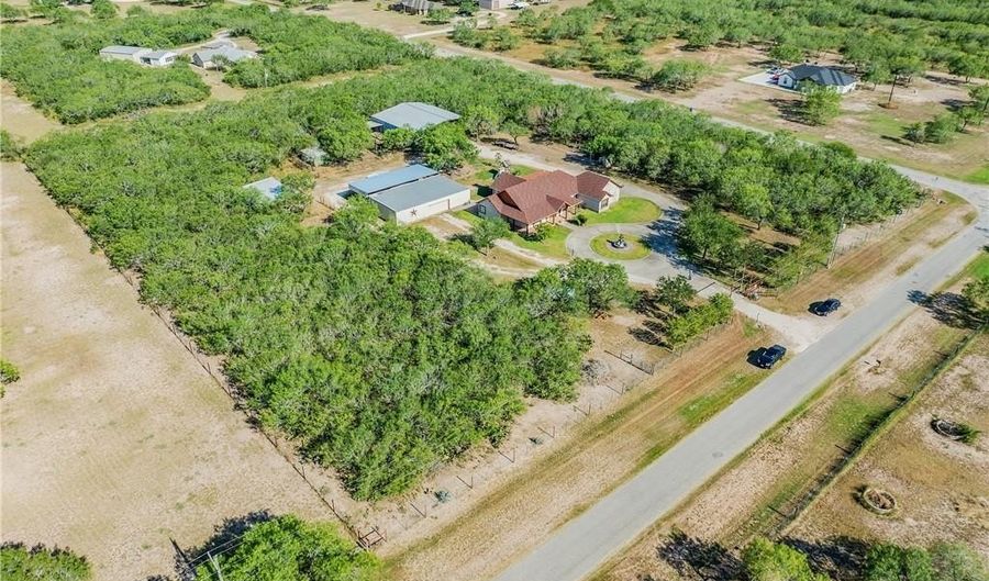 738 County Road 137, Alice, TX 78332 - 4 Beds, 4 Bath