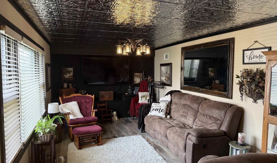 256 W Hoosier St, Berne, IN 46711 - 3 Beds, 2 Bath