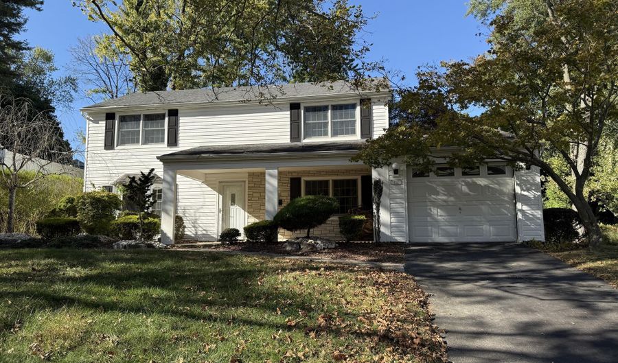 103 Idlebrook Ln, Aberdeen, NJ 07747 - 3 Beds, 3 Bath