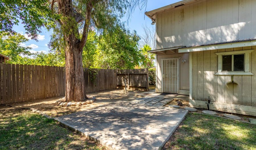 2616 W Hillside Dr, Anderson, CA 96007 - 8 Beds, 0 Bath