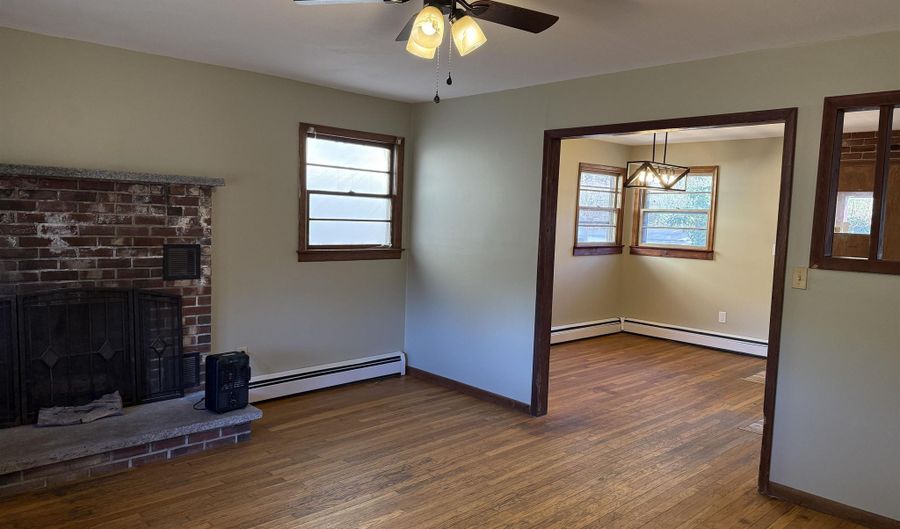 125 Thompson St, Ashland, NH 03217 - 3 Beds, 1 Bath