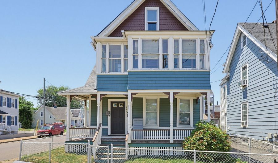 841 Iranistan Ave, Bridgeport, CT 06604 - 5 Beds, 2 Bath