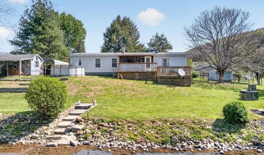 230 Cherry Ln, Bastian, VA 24314 - 3 Beds, 2 Bath