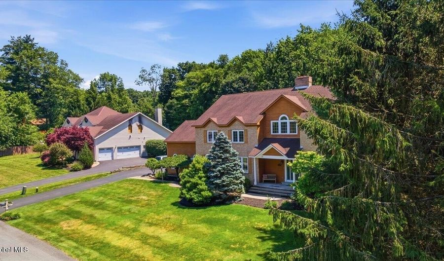 136 Brandon Ter, Albany, NY 12203 - 5 Beds, 5 Bath