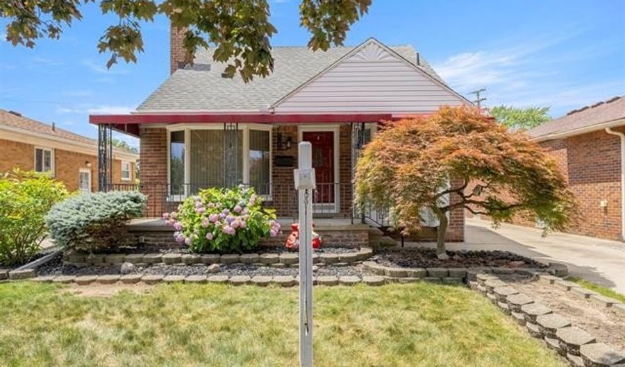 7146 Luana Ave, Allen Park, MI 48101 - 3 Beds, 2 Bath