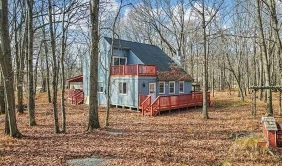 7 Wintergreen Trl, Albrightsville, PA 18210 - 3 Beds, 2 Bath