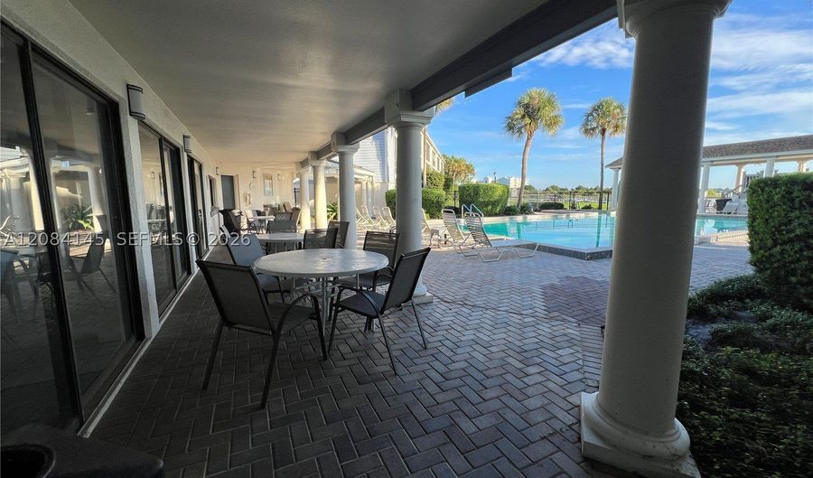4113 Fairview Vista Pt 107, Orlando, FL 32804 - 2 Beds, 2 Bath