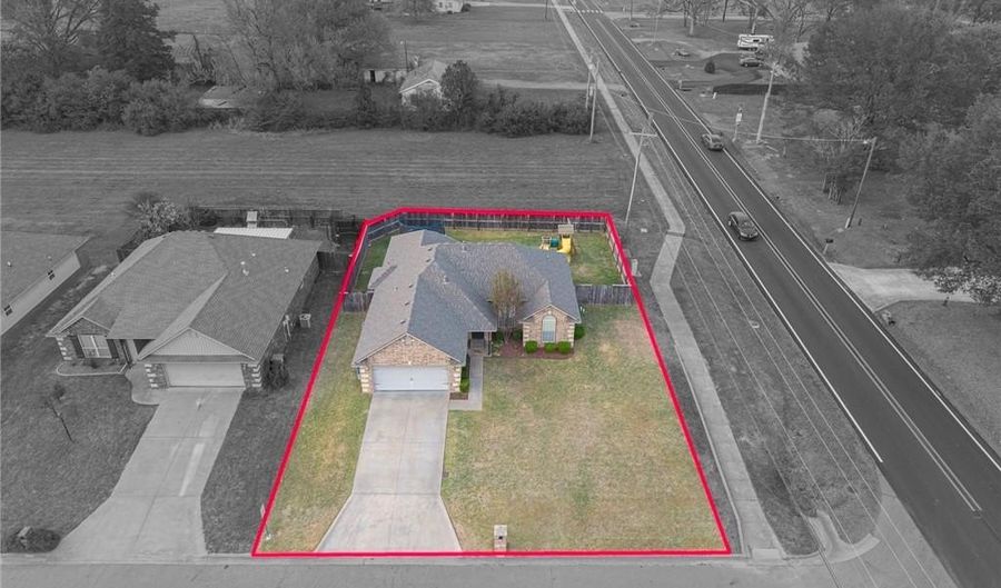 1800 Denali Way, Barling, AR 72923 - 3 Beds, 2 Bath