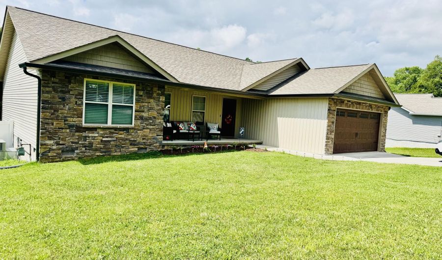235 Park Lane Ln, Andersonville, TN 37705 - 3 Beds, 2 Bath