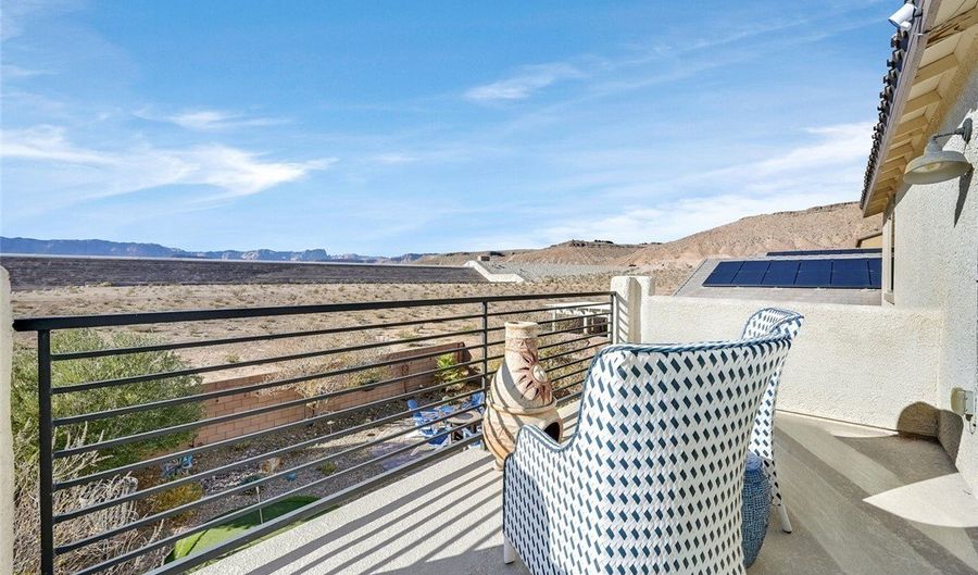 8655 Rori Springs St, Las Vegas, NV 89178 - 5 Beds, 3 Bath