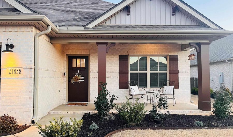 21858 Shearwater Dr, Athens, AL 35613 - 3 Beds, 3 Bath