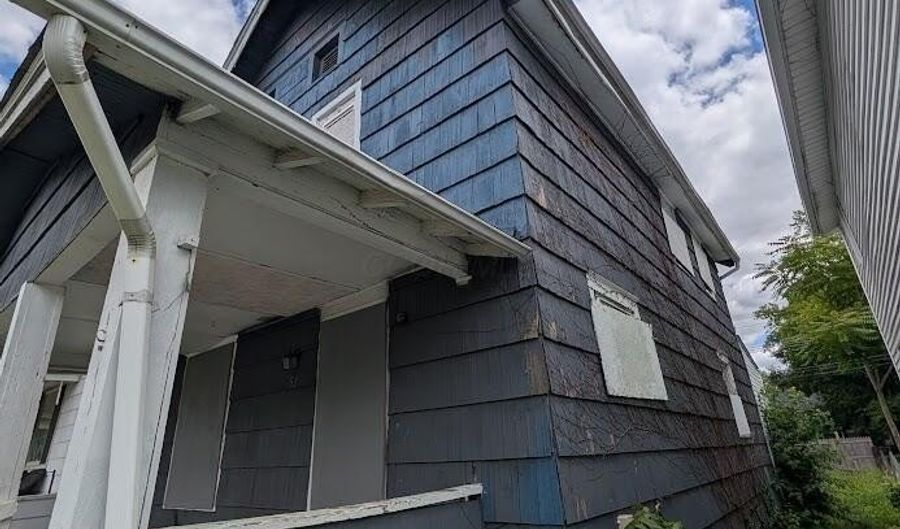 52 S Ogden Ave, Columbus, OH 43204 - 2 Beds, 2 Bath