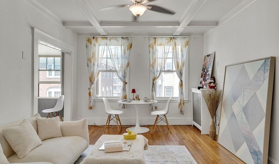 130 Sutherland Rd 1, Boston, MA 02135 - 2 Beds, 1 Bath