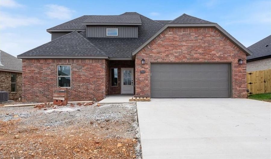 7005 SW High Meadow Blvd, Bentonville, AR 72713 - 4 Beds, 3 Bath