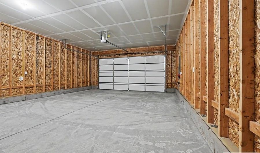 3177 Elixir Rd, Ammon, ID 83406 - 4 Beds, 2 Bath