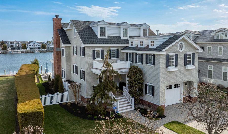 19 Sea Gull Dr, Avalon, NJ 08202 - 5 Beds, 5 Bath