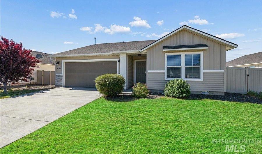 11201 Bidwell, Caldwell, ID 83605 - 3 Beds, 2 Bath