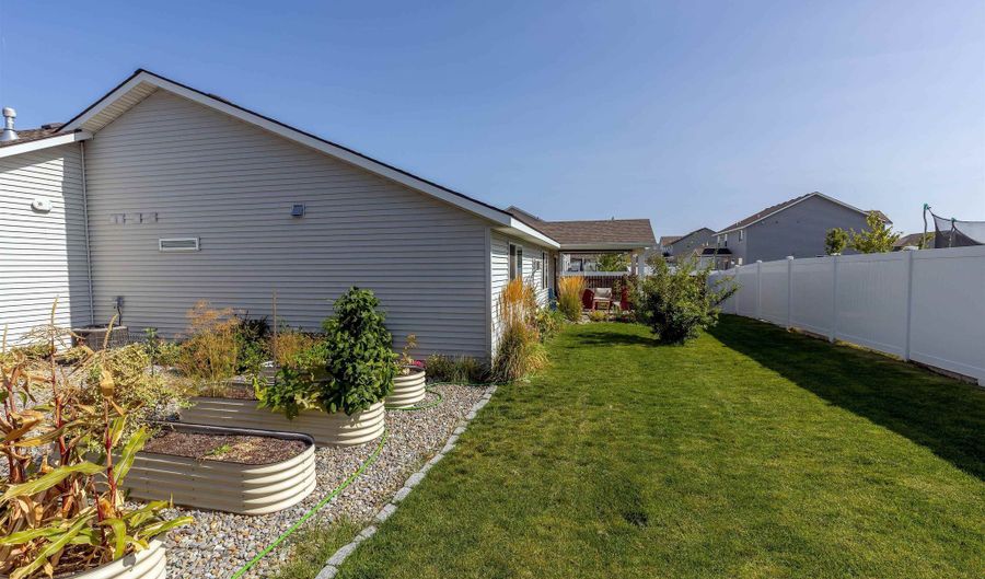 13001 W 2nd Ave, Airway Heights, WA 99001 - 3 Beds, 2 Bath