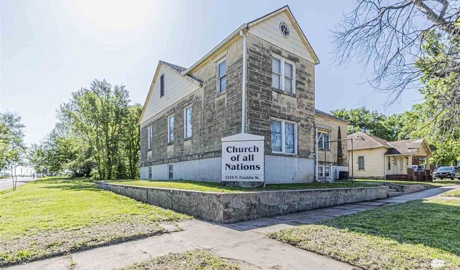 1219 N Franklin, Abilene, KS 66441 - 0 Beds, 0 Bath