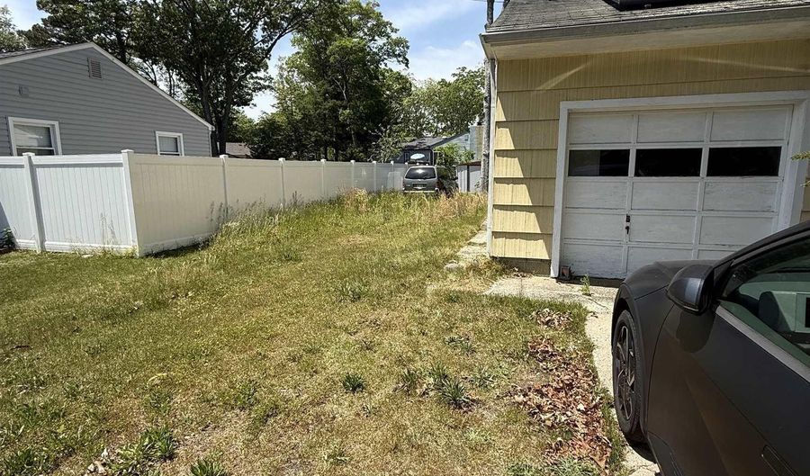 609 Pitney Rd, Absecon, NJ 08201 - 3 Beds, 1 Bath