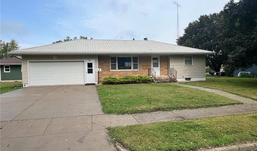 537 E Ronning Ave, Appleton, MN 56208 - 2 Beds, 2 Bath
