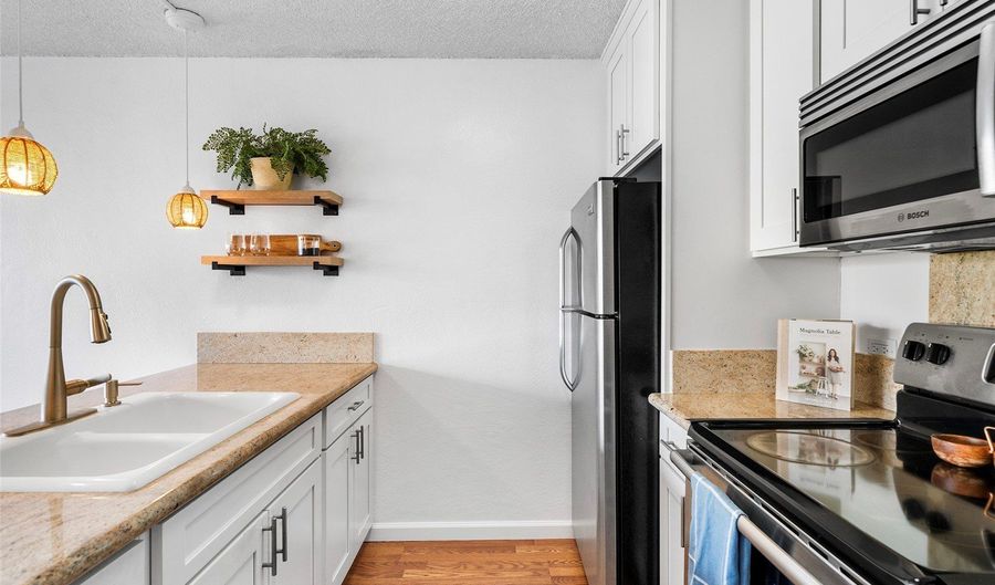 98-500 Koauka Loop 10C, Aiea, HI 96701 - 1 Beds, 1 Bath