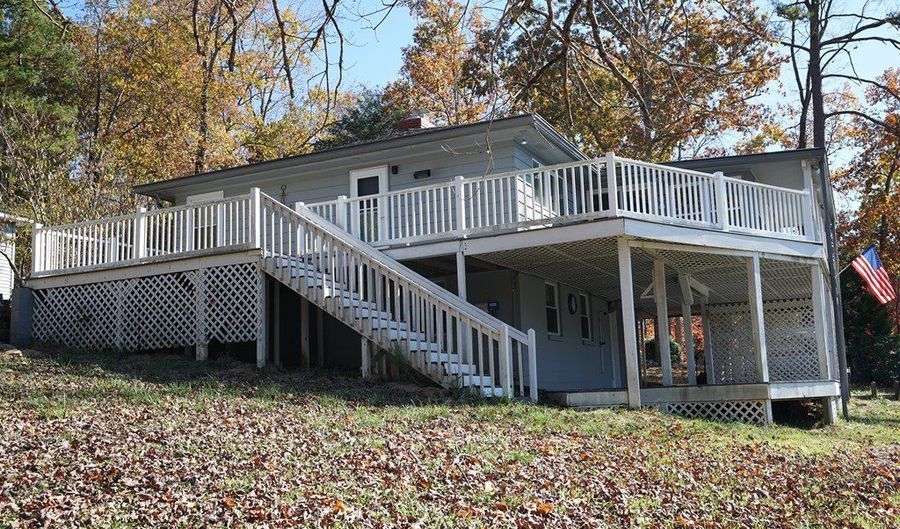 60 Vineyard, Abbeville, SC 29620 - 2 Beds, 2 Bath