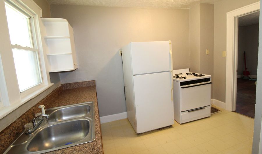 2025 Fairview St, Anderson, IN 46016 - 2 Beds, 1 Bath