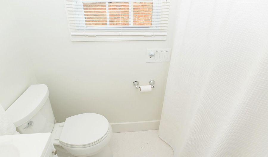 123 CATHEDRAL St 1, Annapolis, MD 21401 - 0 Beds, 1 Bath
