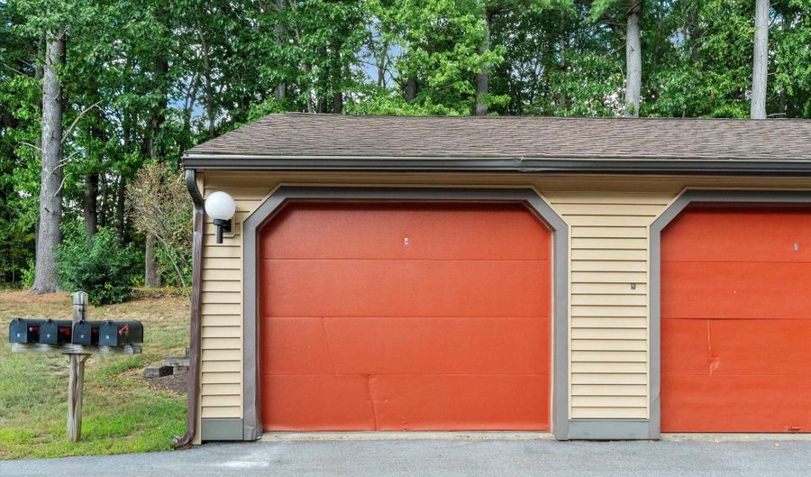16 S Browning Ct, Pembroke, NH 03275 - 3 Beds, 2 Bath