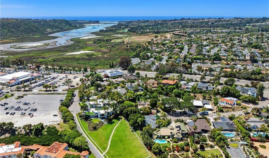 2086 Playa Rd, Carlsbad, CA 92009 - 3 Beds, 4 Bath