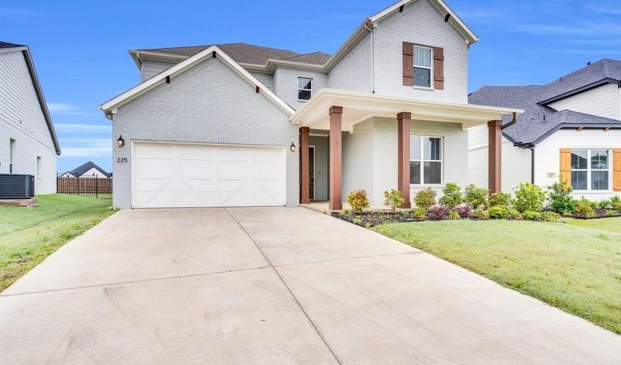 225 Observation Dr N, Aledo, TX 76008 - 4 Beds, 3 Bath