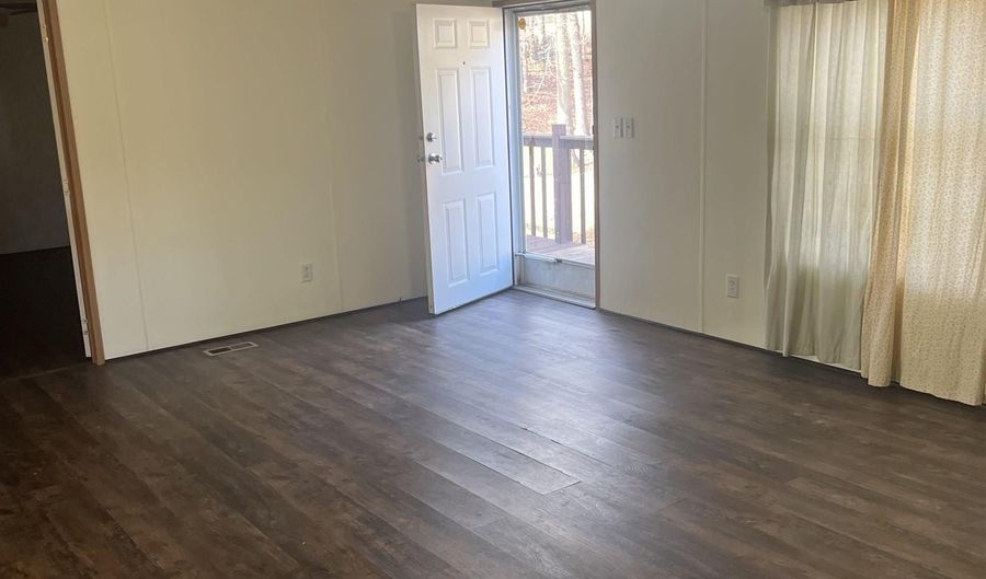 135 BIG TROLL Rd, Adger, AL 35006 - 3 Beds, 2 Bath