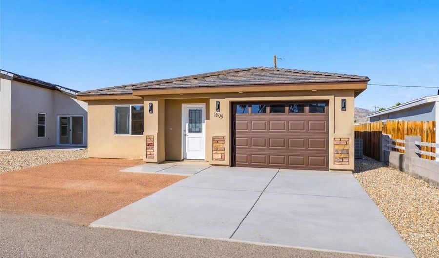 1805 Coronado Blvd, Bullhead City, AZ 86442 - 2 Beds, 2 Bath
