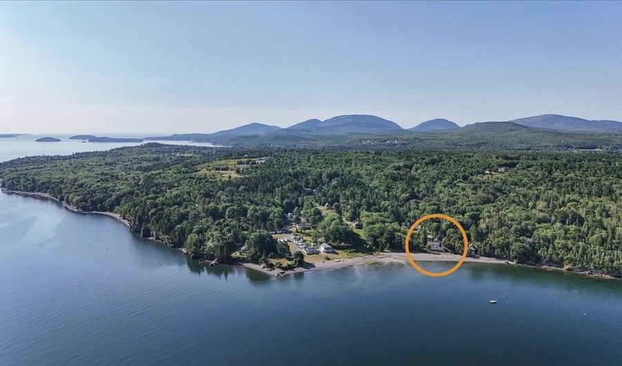 13 Coles Cv, Bar Harbor, ME 04609 - 4 Beds, 4 Bath