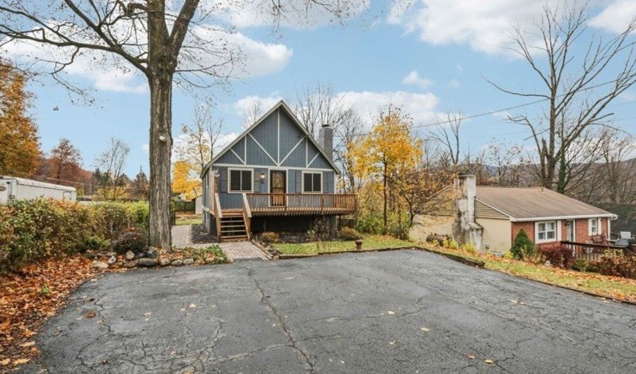 16 Winding Hill Rd, Alloway, NJ 07462 - 3 Beds, 2 Bath