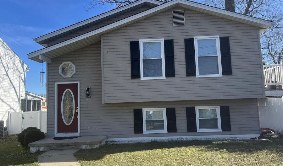 7833 E SHORE Rd, Pasadena, MD 21122 3 Beds, 3 Baths, Single Family