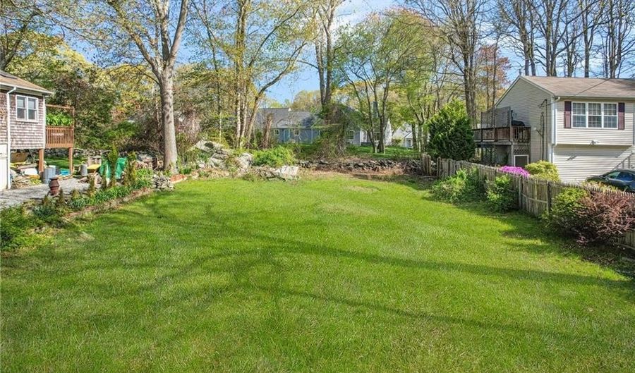 7 Winterberry Rd, Narragansett, RI 02882 - 0 Beds, 0 Bath