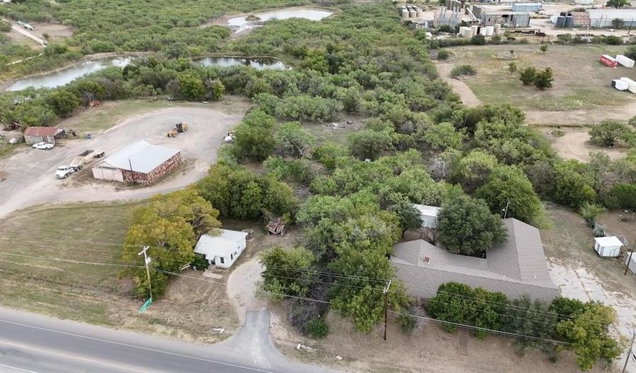 901 N Gregg, Albany, TX 76430 - 3 Beds, 2 Bath