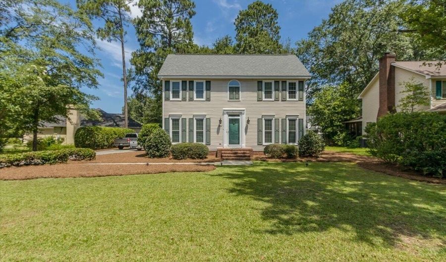 343 Woodbridge Dr, Aiken, SC 29801 - 3 Beds, 3 Bath