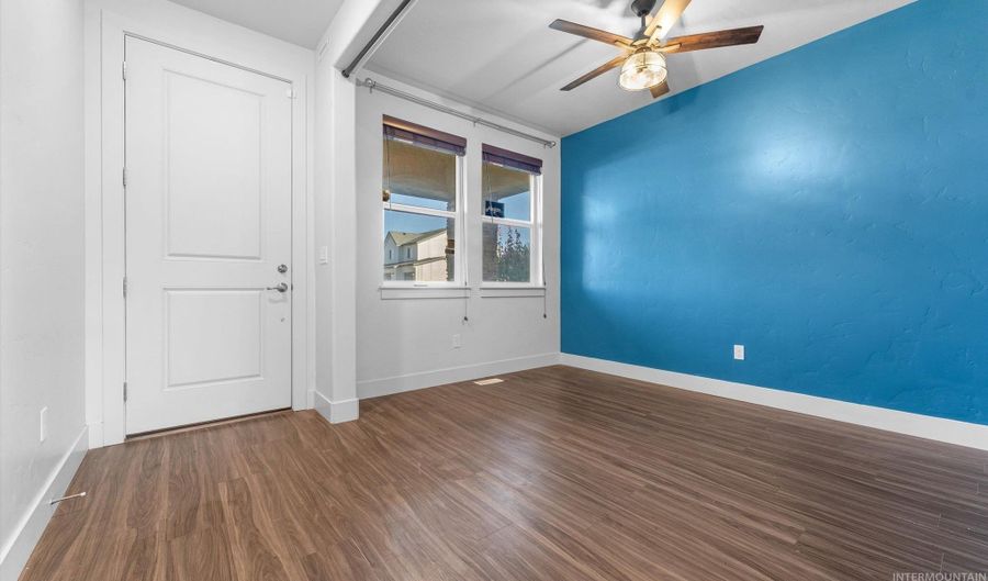 11259 Sopris Loop, Caldwell, ID 83605 - 4 Beds, 3 Bath