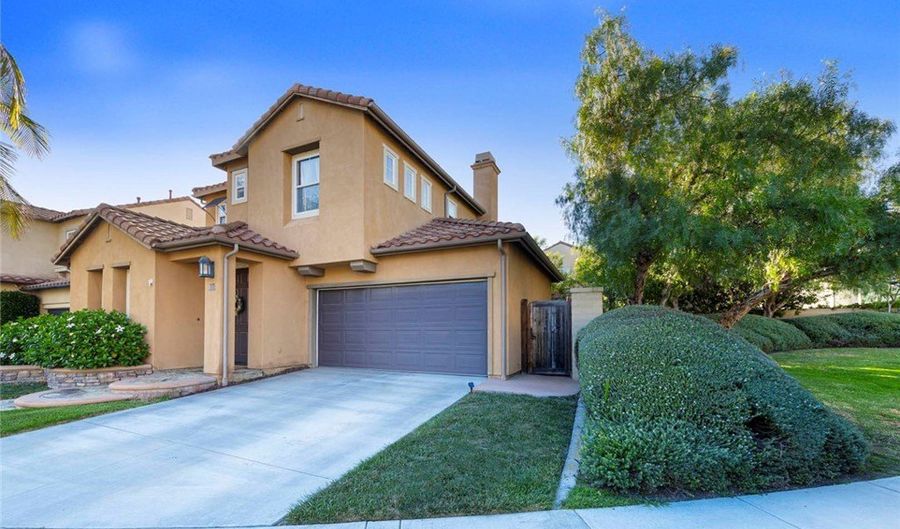10 Via Zamora, San Clemente, CA 92673 - 3 Beds, 2 Bath