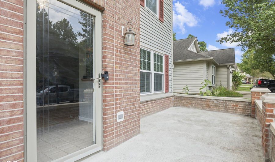 919 Charnwood Pkwy, Beech Grove, IN 46107 - 4 Beds, 3 Bath