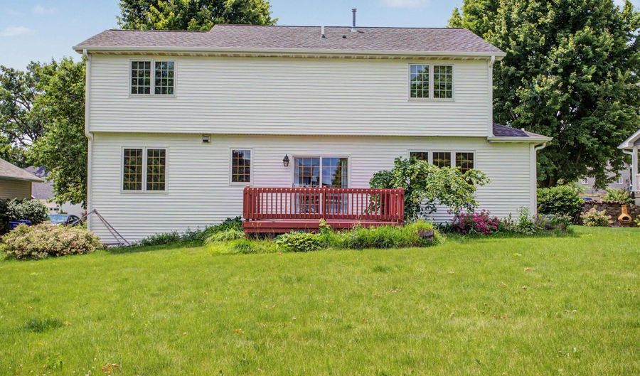 4529 Webster St, Ames, IA 50014 - 4 Beds, 4 Bath