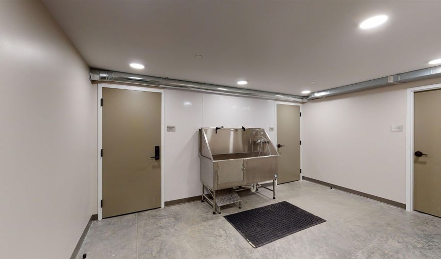 1 Longview Dr 401, Atkinson, NH 03811 - 2 Beds, 3 Bath